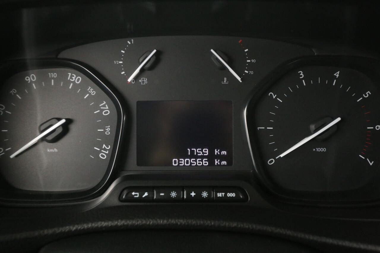 Opel VIVARO 2.0 CDTI L3H1 | 145PK | Airco | Cruise | 3-Zits | 360 Camera | Carplay | Navi | Parkeersens.