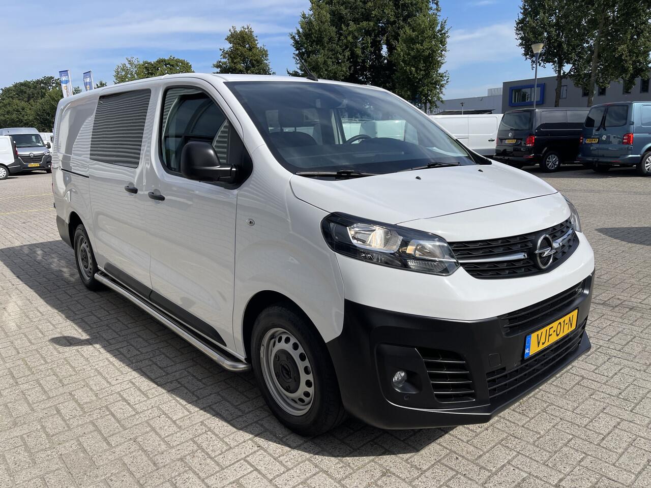 Opel VIVARO 2.0 CDTI 122pk L3H1 DC 6 persoons Edition / vaste prijs rijklaar ¤ 20.950 ex btw / lease vanaf ¤ 342 / euro 6 / bpm vrij / airco / cruise / navi / dubbele schuifdeur !
