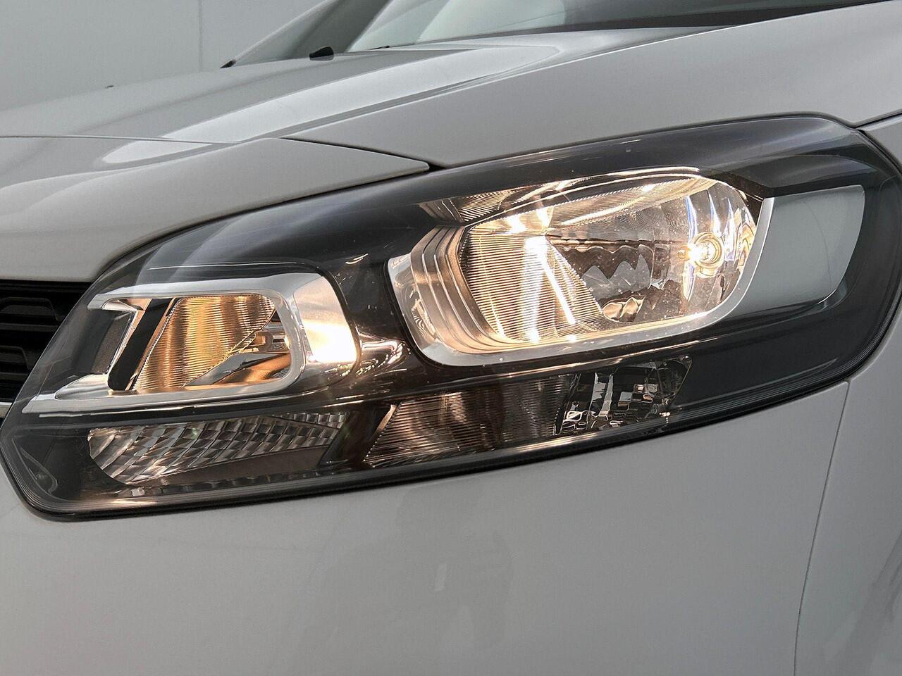 Opel VIVARO Vivaro-e Combi L3H1 75 kWh Opel Vivaro-e Combi 75-kWh L3H1 9-persoons PERSONENBUS Airco| Navi| PDCA