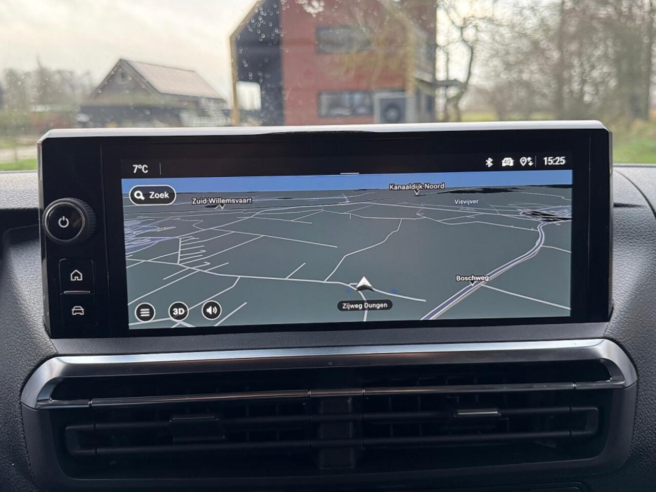 Opel VIVARO 2.0 D 145pk BPM VRIJ ecc,navigatie,camera,cruise,trekhaak,pdc