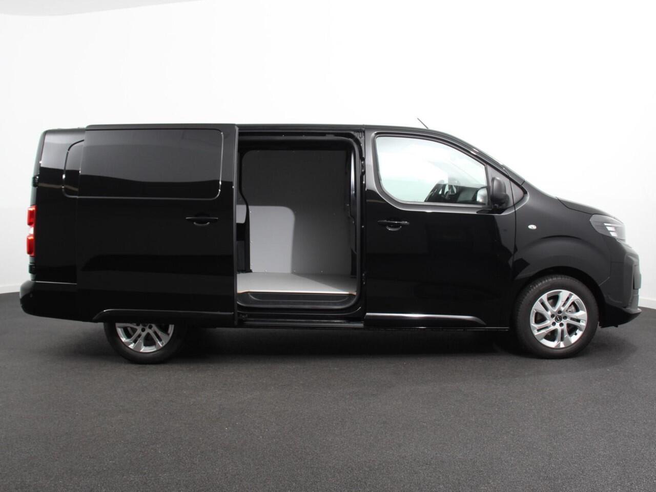 Opel VIVARO 1.5 Diesel 120PK L3 BPM VRIJ! Apple Carplay / Android Auto Parkeersensoren V+A Trekhaak Camera Navigatie Cruise Control LED koplampen houten afwerking laadruimte