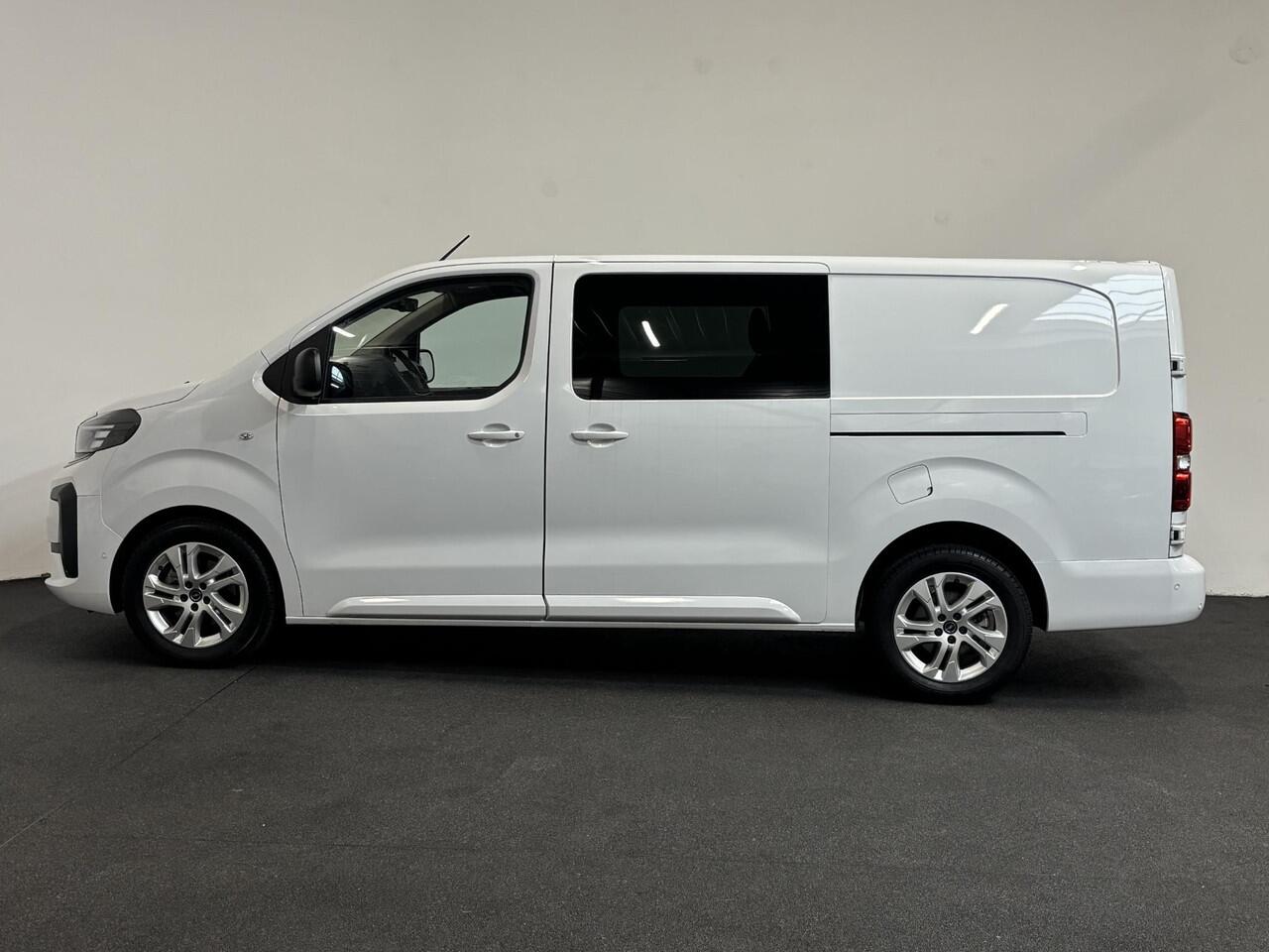 Opel VIVARO 2.0 Diesel 180 S&S L3 Automaat Dubbele Cabine 2 schuifdeuren Android Auto/Apple CarPlay Navigatie Keyless Entry&Start Climate Control Camera Cruise Control Houten afwerking laadruimte Trekhaak lichtmetalen velgen