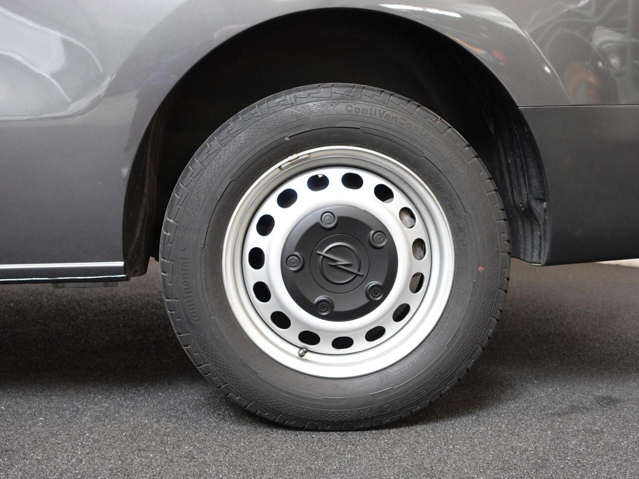 Opel VIVARO 145PK Automaat L3H1 Navigatie Cruise control Apple Carplay