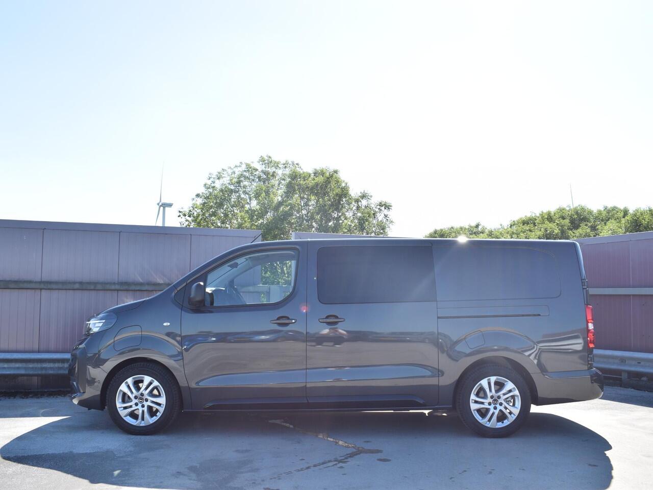 Opel VIVARO Electric 75 kWh Dubbele Cabine | 0% rente | 8 jaar garantie | 2x schuifdeur | Dynamic Comfort NAV Pakket | Comfort Pakket | Exterieur pakket | Winterpakket | Betimmering | LM velgen | Rijklaarprijs