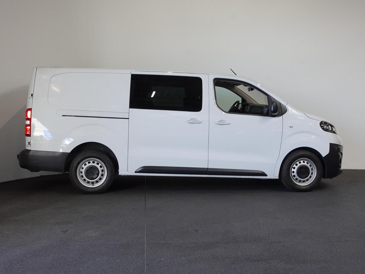 Opel VIVARO 2.0 CDTI L3H1 Dubbele Cabine Edition Navigatie Trekhaak Cruise control Airco