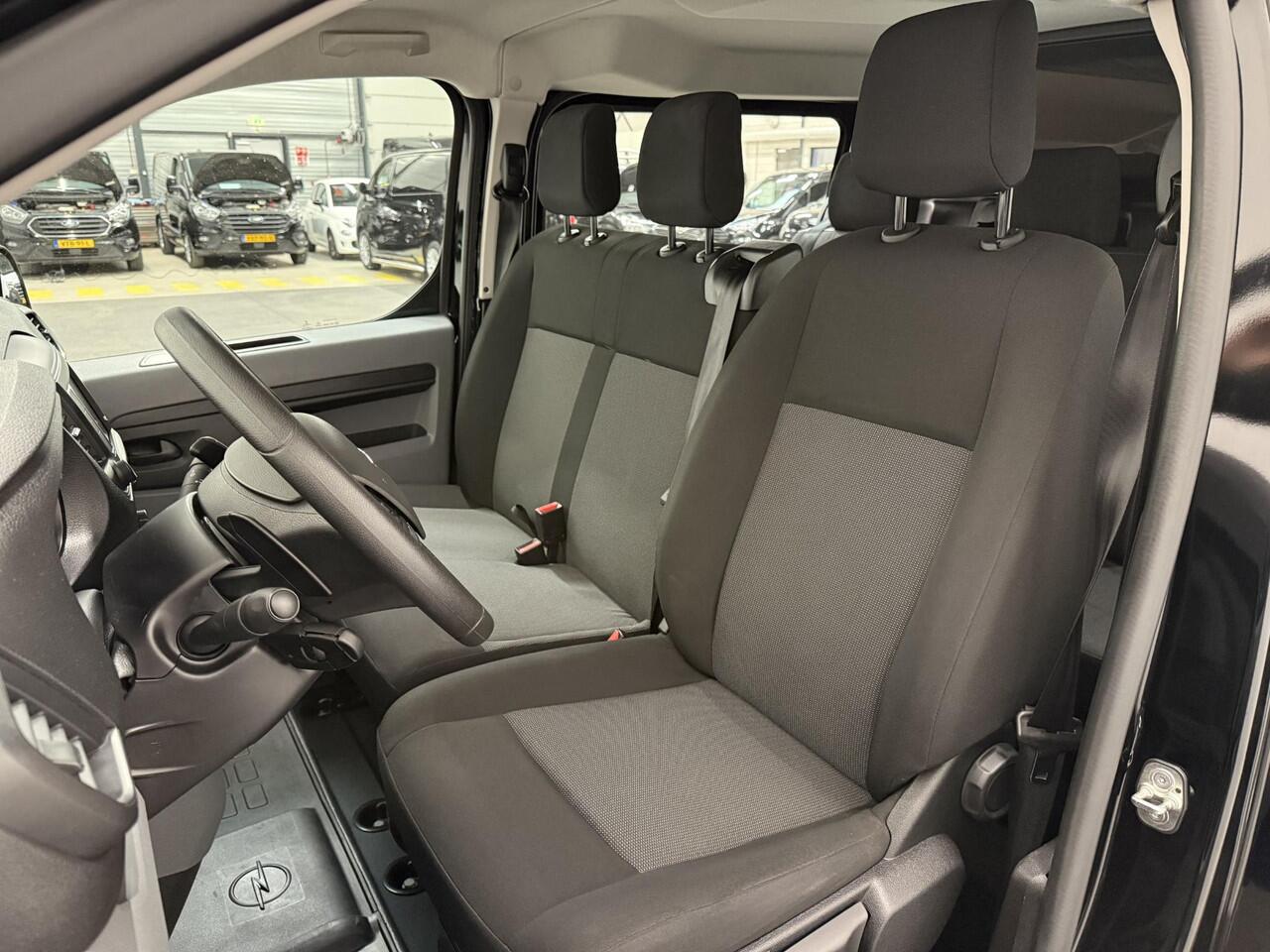 Opel VIVARO 2.0 CDTI L3H1 Edition Dubbele Cabine Airco Bluetooth Navi Trekhaak