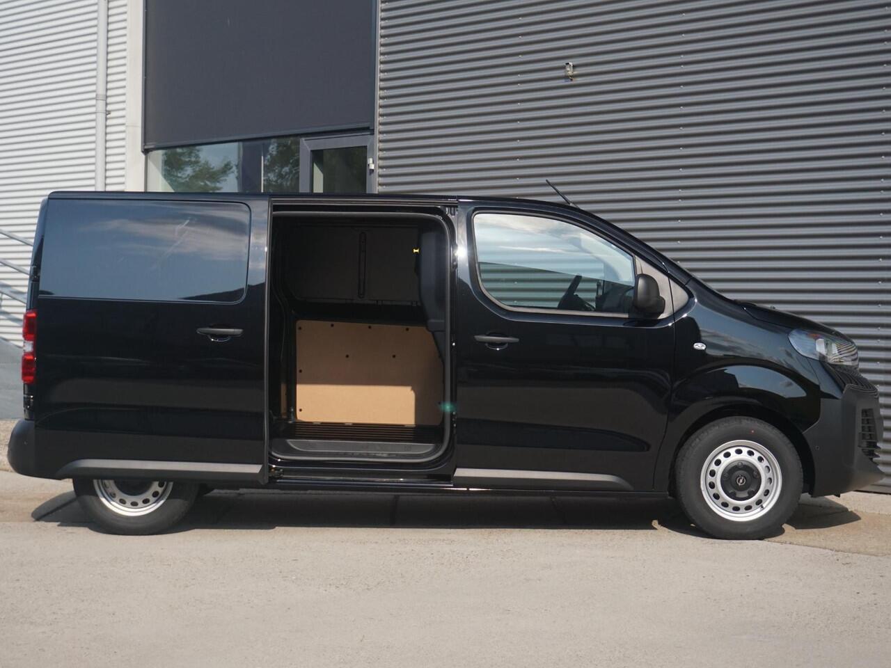 Opel VIVARO Electric L2 75 kWh | tot 8 jaar garantie | Apple Carplay | camera | parkeersensoren voor & achter | dodehoekwaarschuwing | Comfort tussenschot