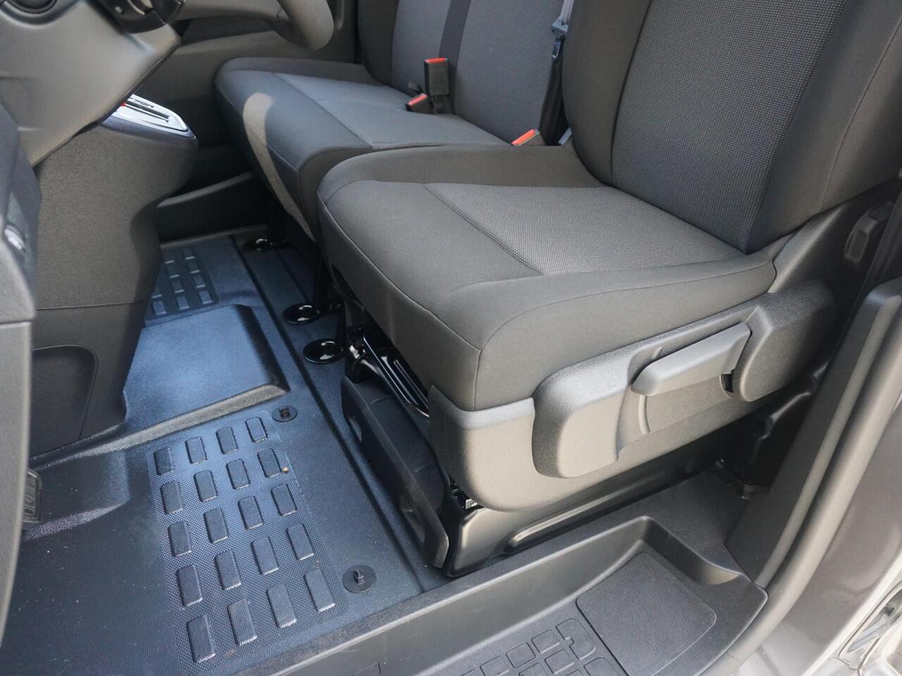 Opel VIVARO Electric L3 75 kWh | tot 8 jaar garantie | navigatie incl. Apple Carplay | airco | parkeersensoren | e-Call pakket | 3-zitplaatsen | rijklaarprijs