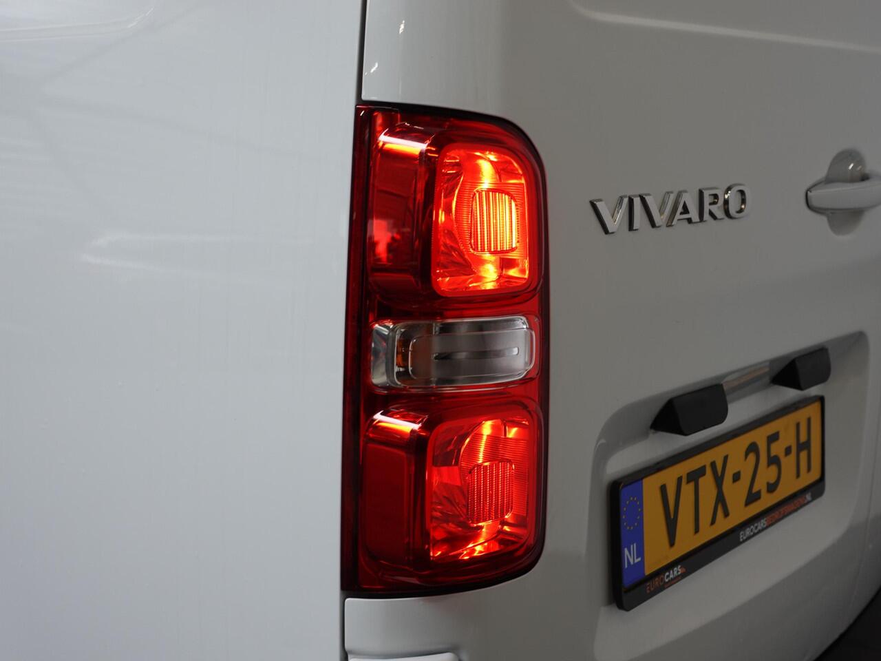 Opel VIVARO 2.0 CDTI L3H1 Dubbele Cabine Edition Navigatie Trekhaak Cruise control Airco