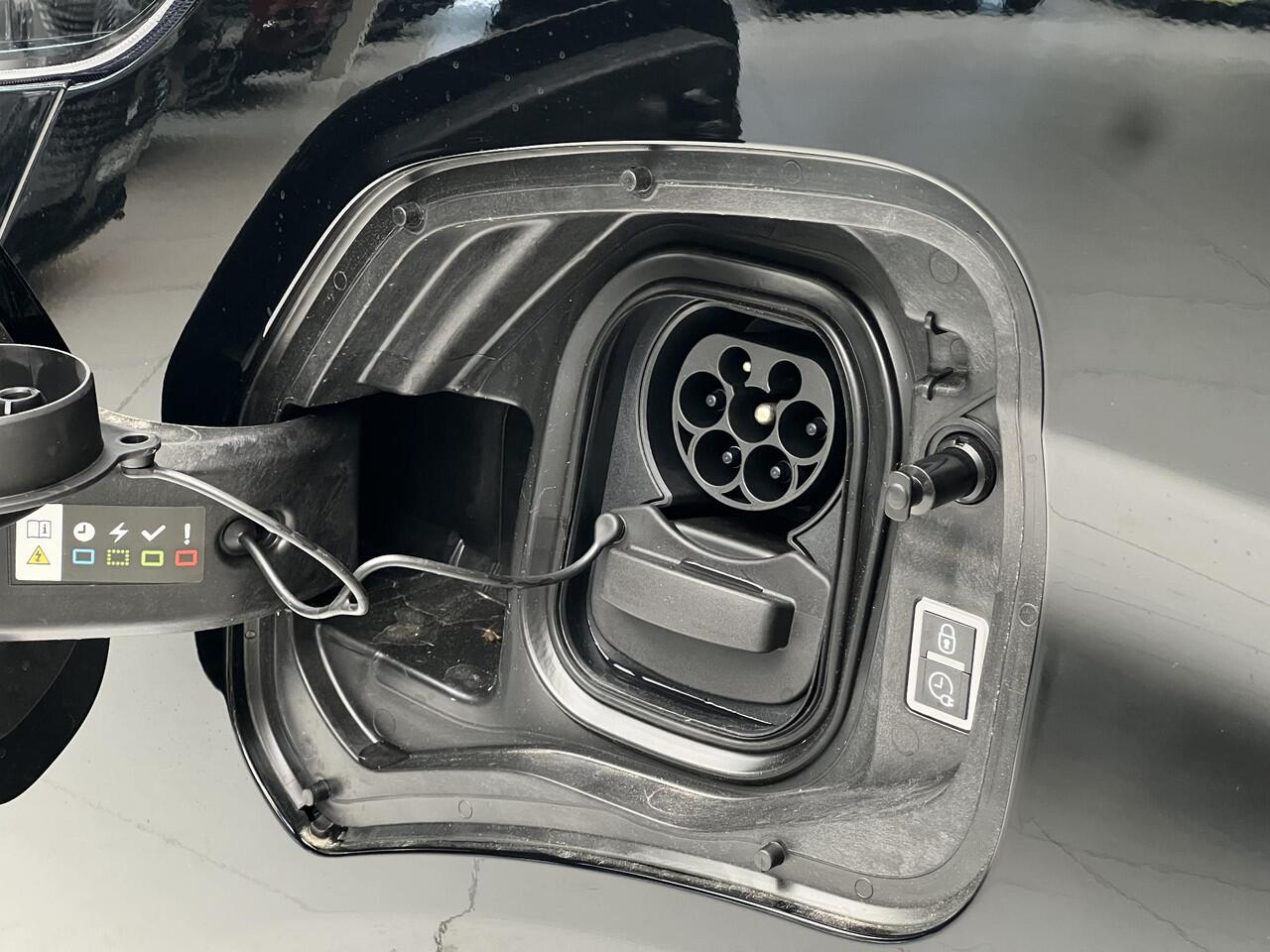 Opel VIVARO Electric 75 kWh | Dubbele cabine | 8 jaar garantie | Dynamic Comfort NAV pakket | Winterpakket | Exterieur Pakket | 2x schuifdeur | Lichtmetalen velgen | rijklaarprijs