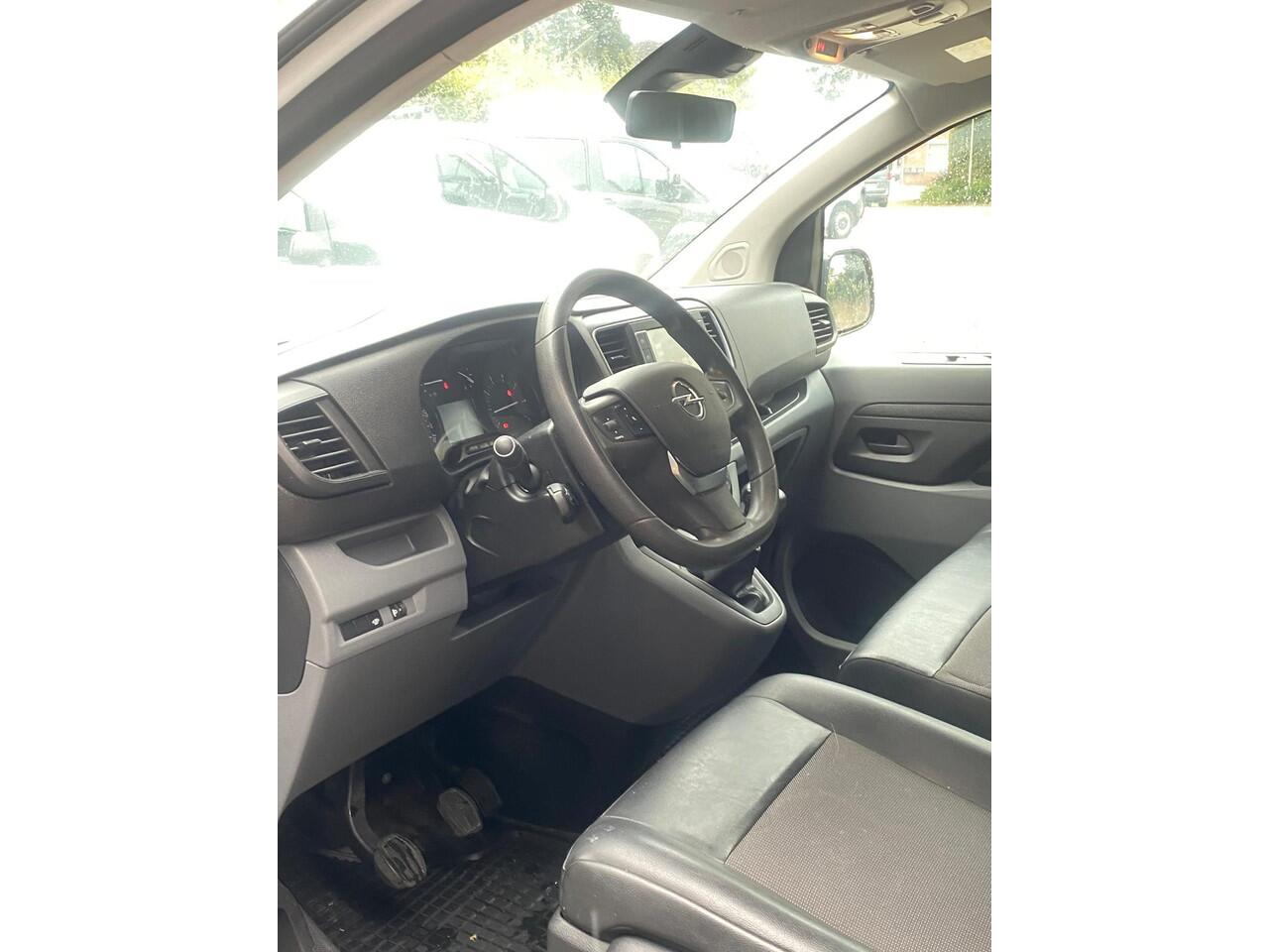 Opel VIVARO 2.0 CDTI L3 Camera, 78.000km! carplay, cruise, 3pers.