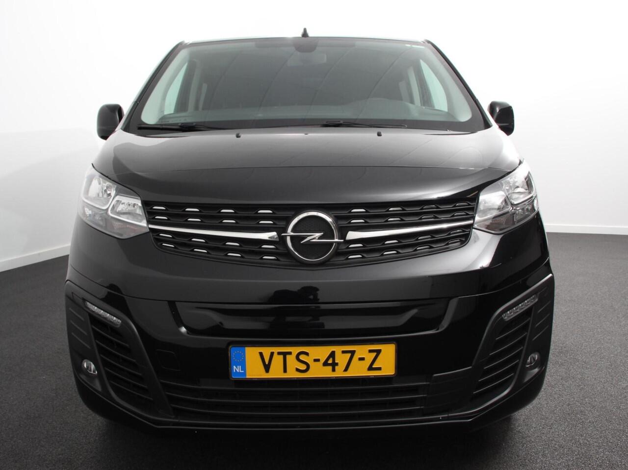 Opel VIVARO Vivaro-e L3 75 kWh Automaat 6-Persoons Dubbele Cabine Lang | Navigatie | Airco | 2 x Schuifdeur | Lichtmetalen velgen| Cruise Control | Side Bars | Bumpers in kleur
