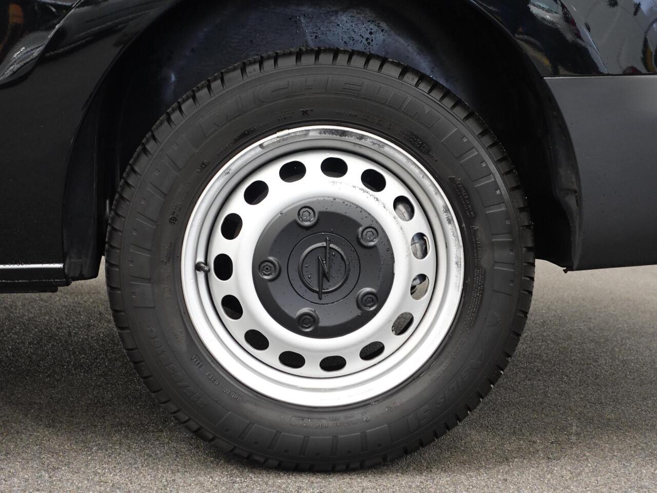 Opel VIVARO 2.0 CDTI L3H1 Dubbele Cabine 145PK Automaat Airco Navi Trekhaak*