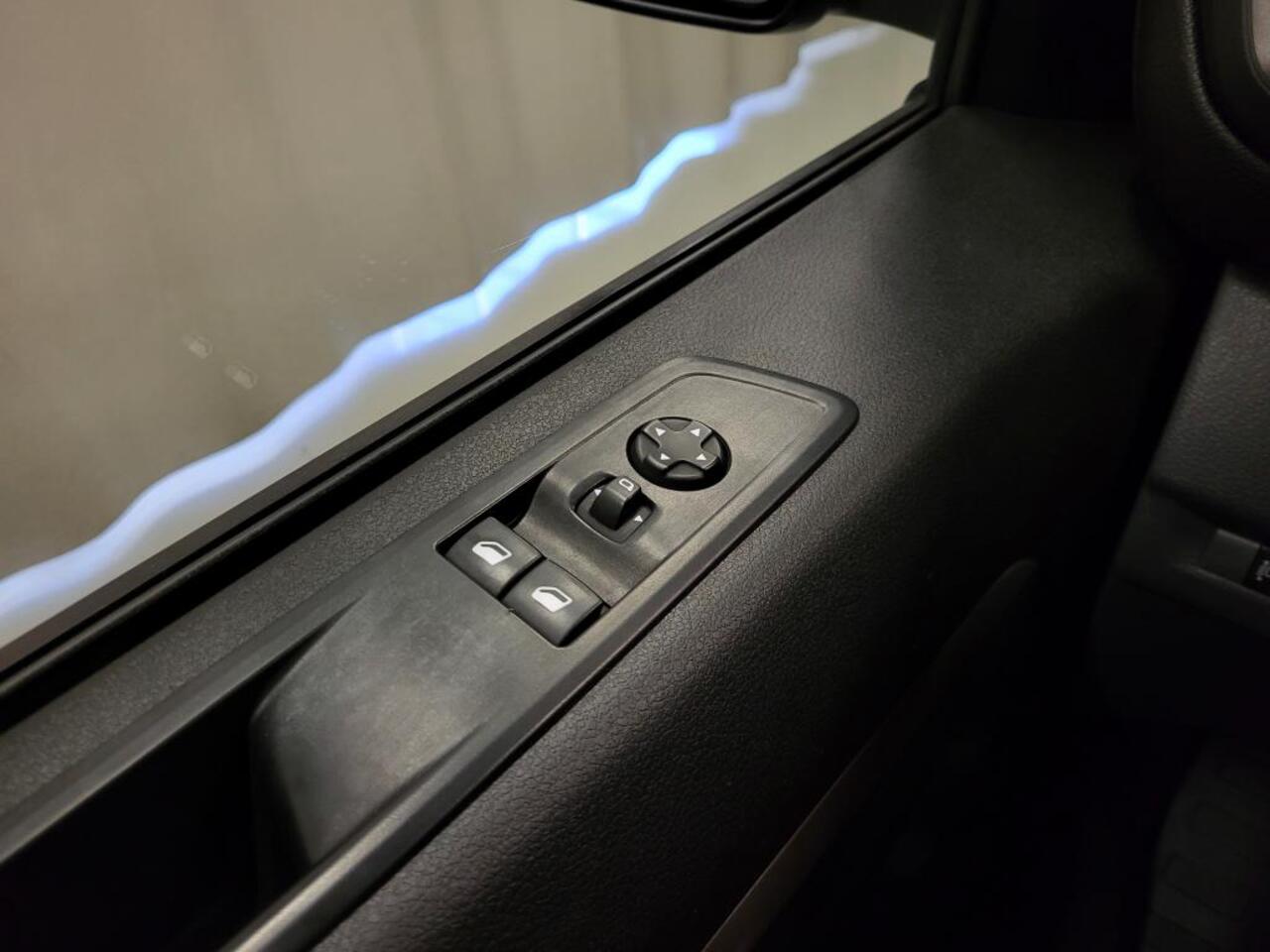 Opel VIVARO 2.0CDTI L3/H1 Dubbele Cabine Automaat Euro 6!