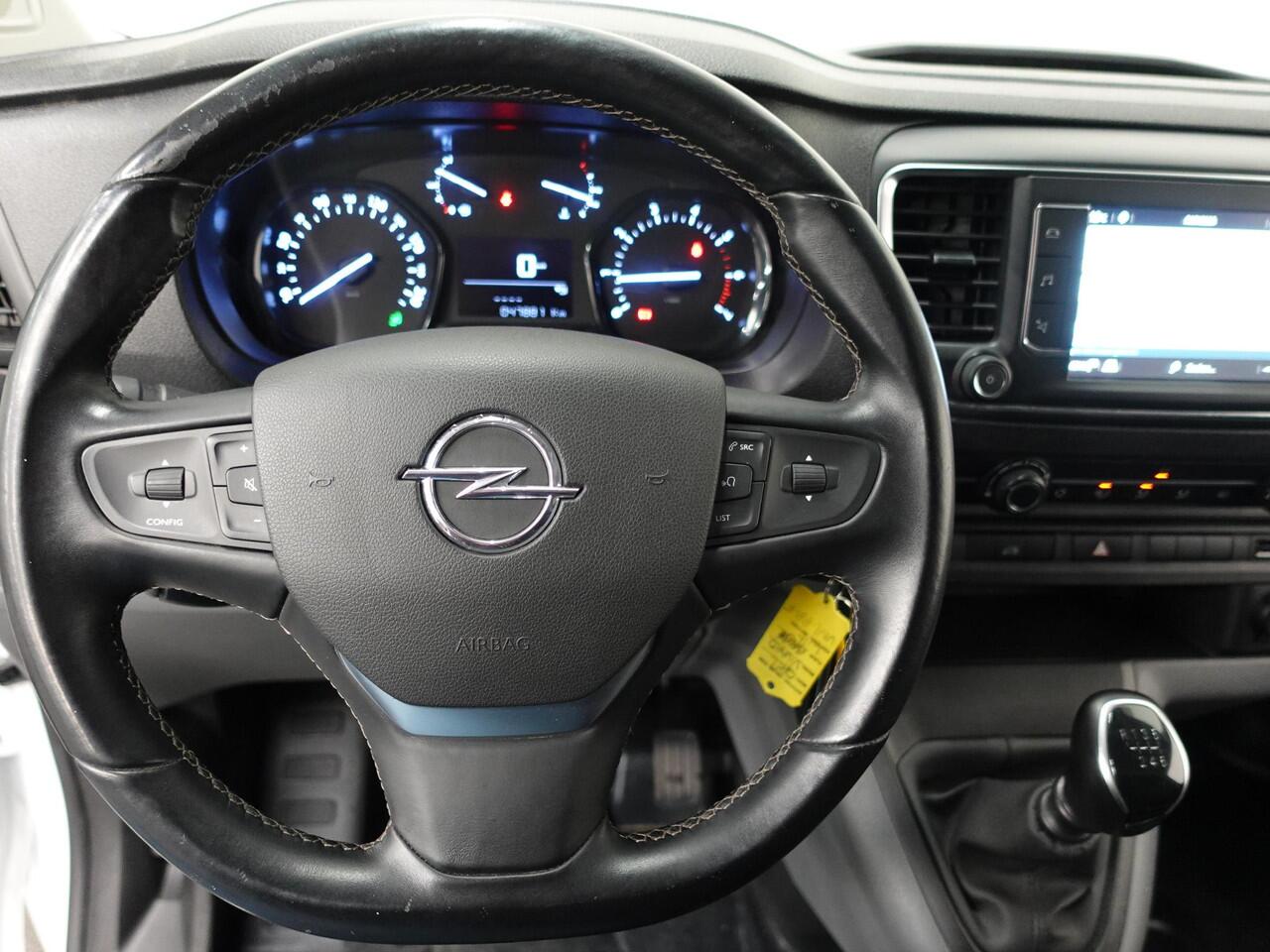 Opel VIVARO 1.5 CDTI L3H1 Edition Navigatie Cruise control Camera Airco Trekhaak 3Zits