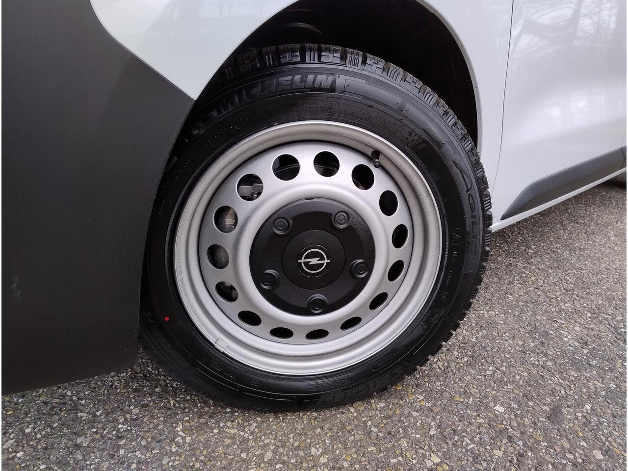 Opel VIVARO L3 1.5 BlueHDI 120pk | BPM vrij | Houten afwerking laadruimte | Multimedia | NAVI | Apple Carplay | Android Auto | Parkeersensoren achter | Multifunctioneel stuurwiel | Elektrisch inklapbare spiegels | Bestuurdersstoel comfort | Bank voorpassagiers | van 