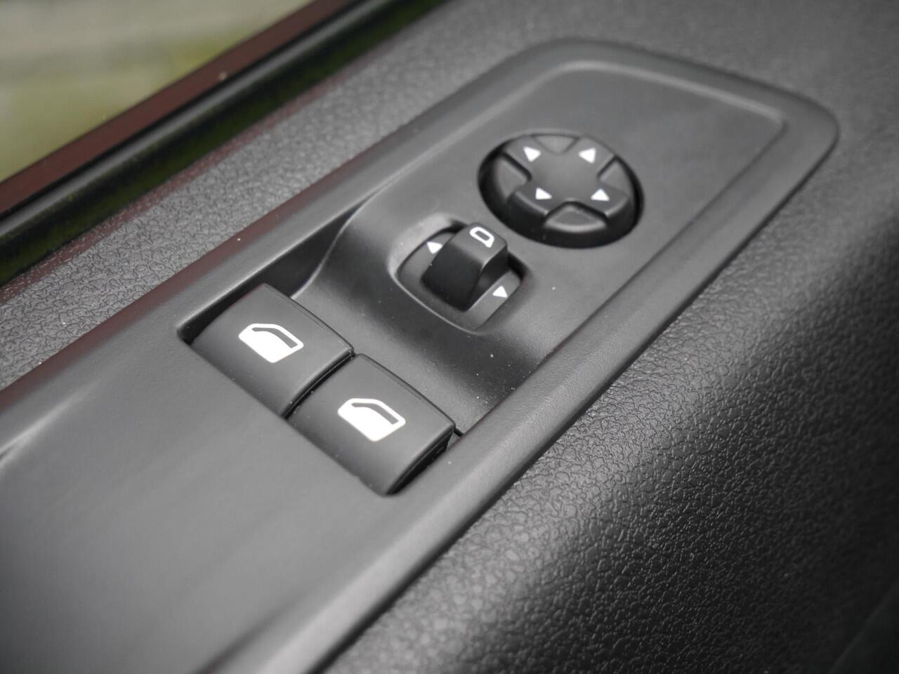 Opel VIVARO 1.5 BlueHDi 120pk S&S L2 | Demo | Achteruitrijcamera | Airco | Cruise control | Apple carplay & Android auto | Passagiersstoel | Betimmering | Trekhaak | Sidebars