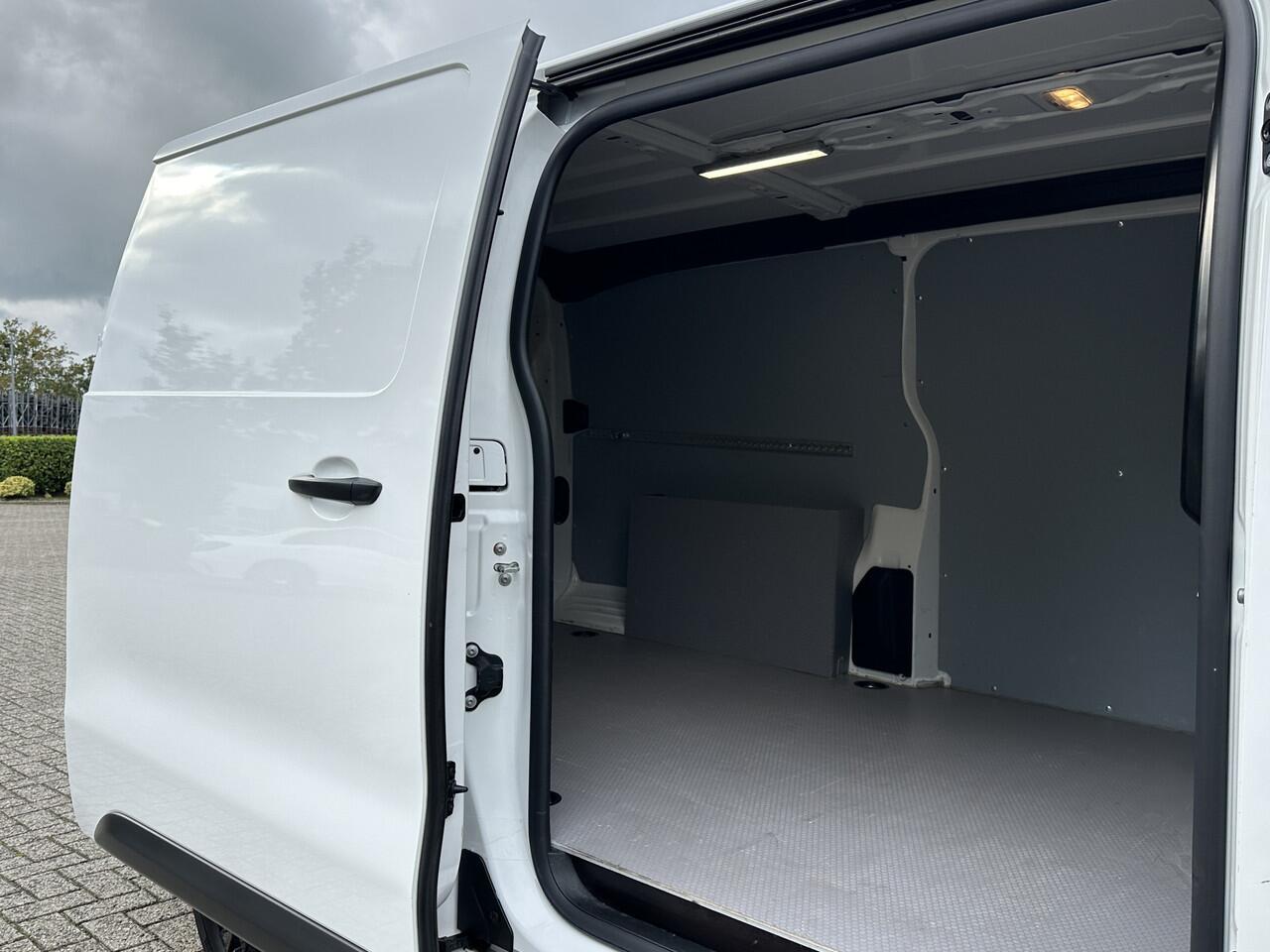 Opel VIVARO 2.0 CDTI L3H1 Edition | Cruise | Camera | Trekhaak | CarPlay
