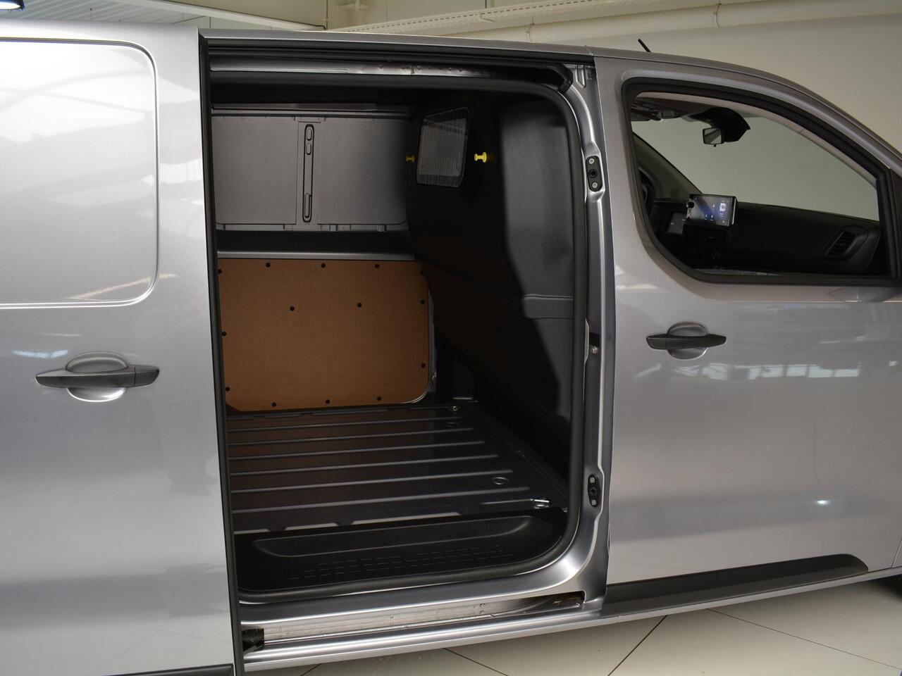 Opel VIVARO Electric L2 75 kWh | 8 jaar garantie | Surround View Pakket | Comfort scheidingswand | dodehoek detectie | 3 zitplaatsen | rijklaarprijs