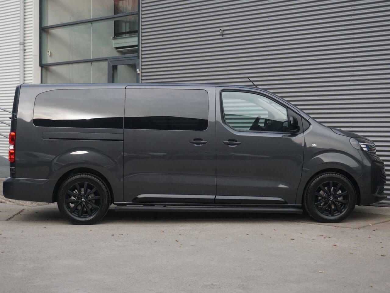 Opel VIVARO Electric 75 kWh Dubbele Cabine | 2x schuifdeur | Surround View NAV Pakket | Winterpakket | Exterieur pakket | Comfort Pakket | Betimmering | LM velgen | RVS sidebars | Full Eco LED verlichting | rijklaarprijs