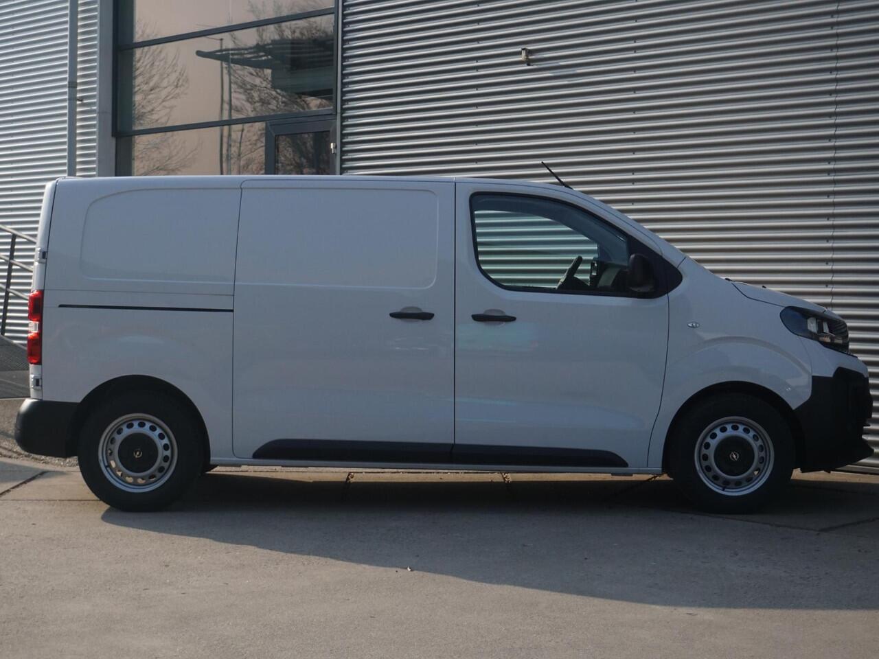 Opel VIVARO Electric L2 75 kWh | 0% rente | 8 jaar garantie | e-PTO 400V | navigatie incl. Apple Carplay | camera | rijklaarprijs