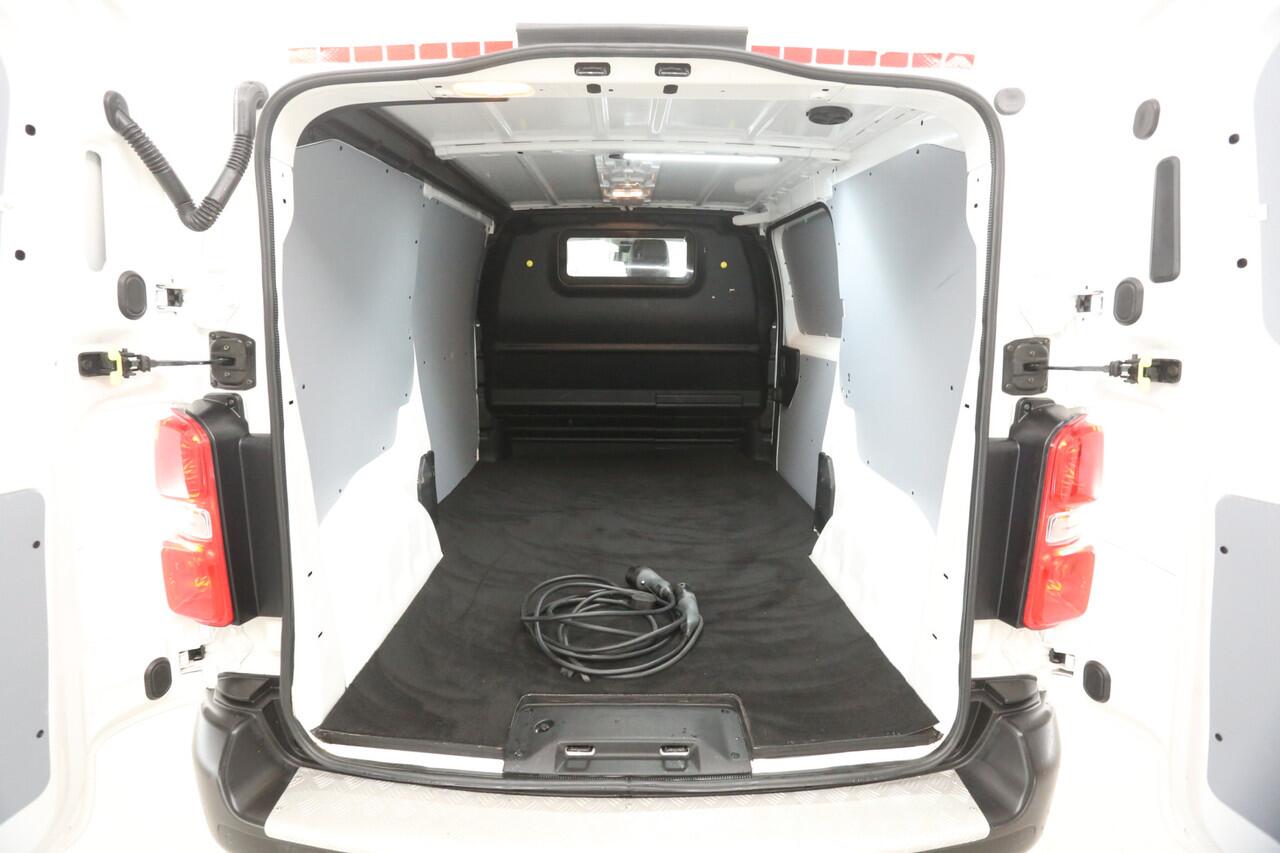 Opel VIVARO Vivaro-e L2H1 Edition 75 kWh | SOH 91% | Snelladen | Airco | Camera | Cruise | Carplay | 3-Zits | Navi