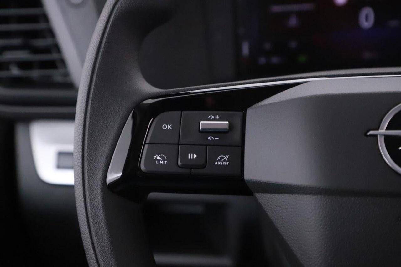 Opel VIVARO 2.0D 145pk L3 BPM VRIJ! Trekhaak/Camera/Carplay Dubbele Schuifdeur/Vloer en Wand betimmering BPM VRIJ!