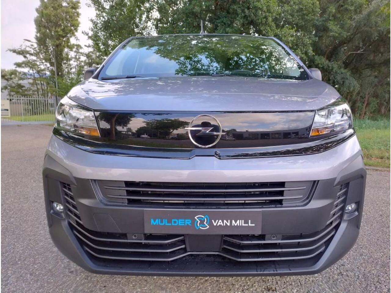 Opel VIVARO Electric L3 75 kWh 136pk | ACTIE! | 8 jaar garantie | 0% financial lease | Multimedia | Apple Carplay | Android Auto | Achteruitrijcamera | Parkeersensoren voor en achter | Digitale cockpit | Stuurwielbediening | Tussenwand comfort met raam | Bestuurderss