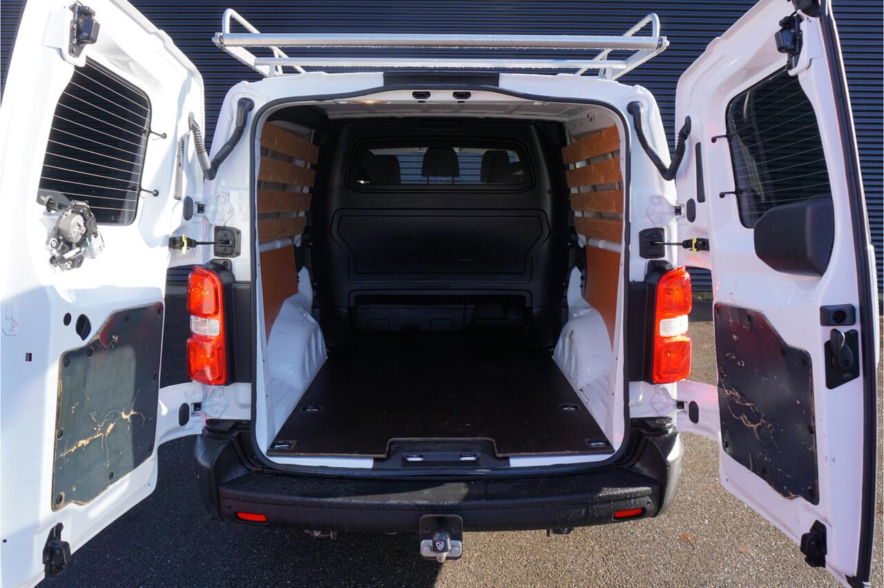 Opel VIVARO 2.0 120pk L3H1 Dubbele cabine 5-zits Navi Apple Carplay Trekhaak Camera Cruise control Imperiaal parkeersensoren