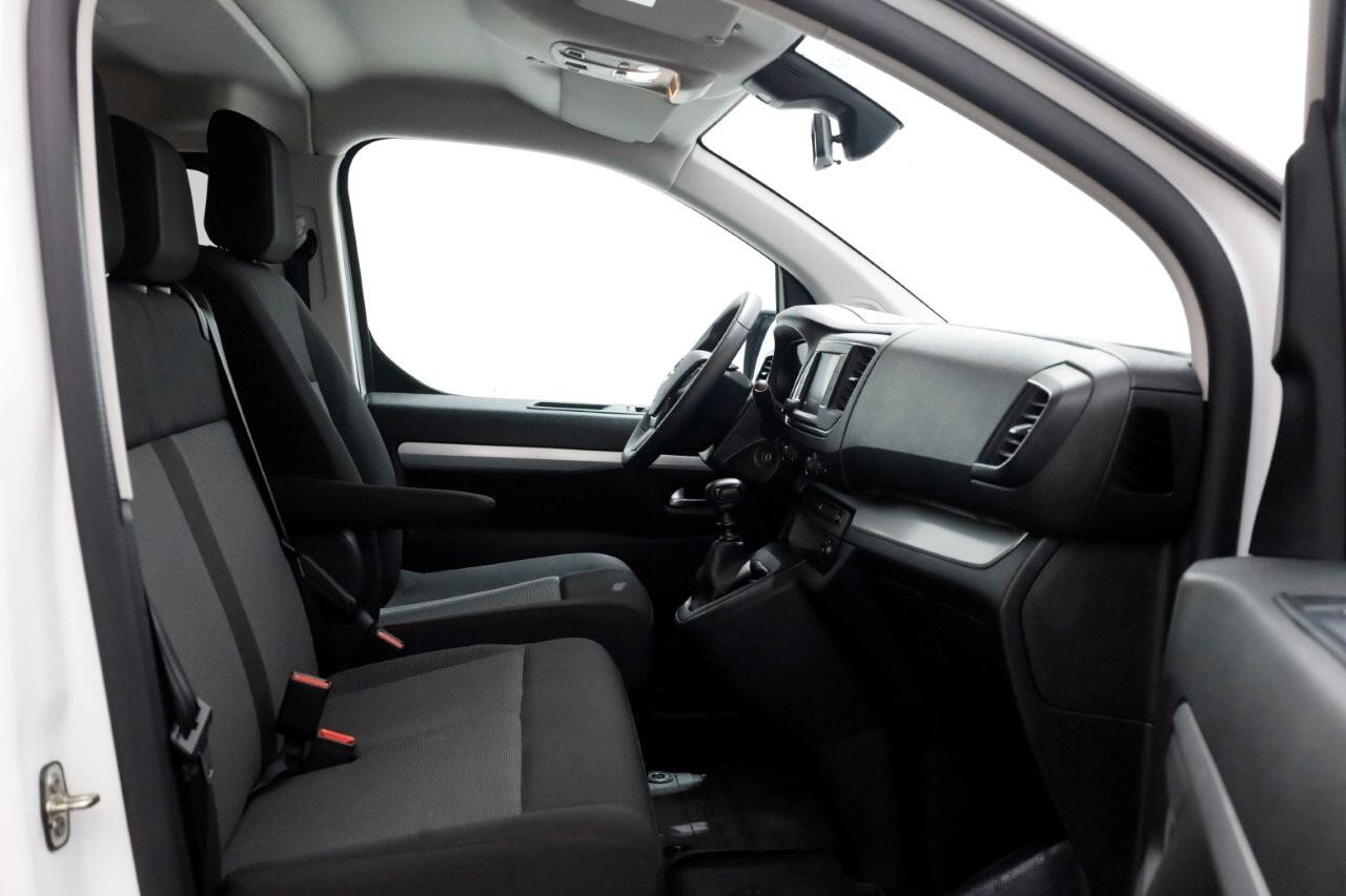 Opel VIVARO 2.0 CDTI 123pk L3H1 D.C. Edition Airco/Navi/Camera 10-2020