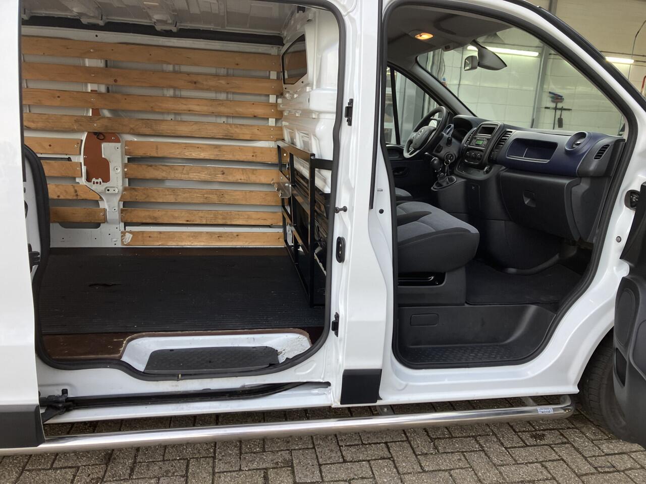 Opel VIVARO 1.6 CDTI L2H1 Airco Schuifdeur Camera Parkeerhulp achter Euro 6 Bestel Lang Sidebars