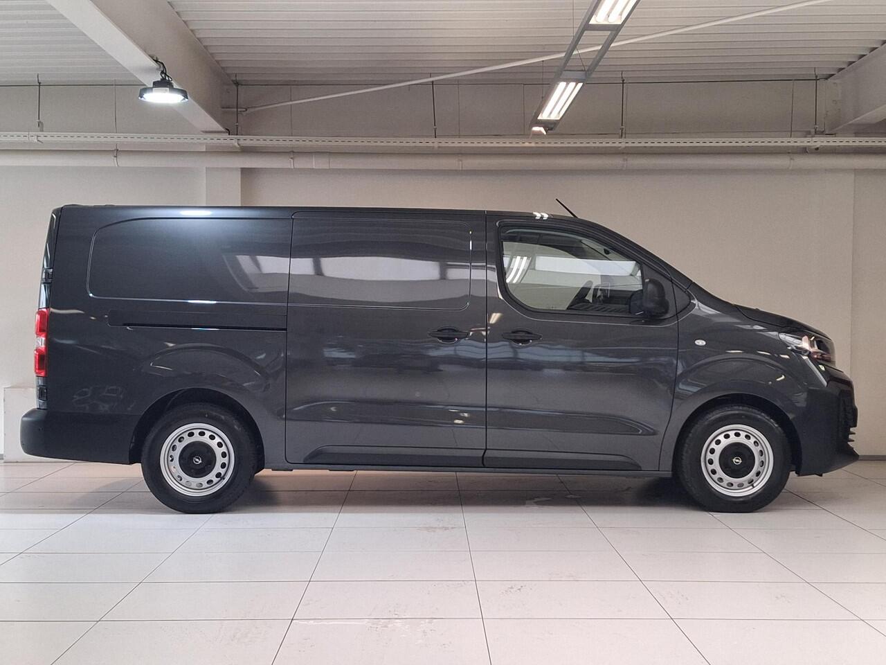 Opel VIVARO Electric L3 75 kWh | 0% rente | 8 jaar garantie | Surround View Pakket | Dodehoek detectie | Apple Carplay | camera | parkeersensoren voor & achter | Comfort scheidingswand | rijklaarprijs