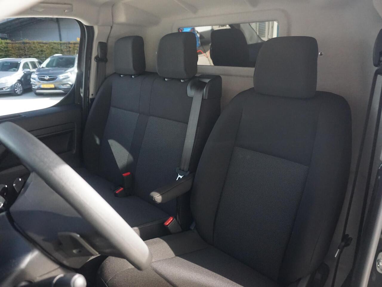 Opel VIVARO Electric L2 75 kWh | 0% rente | Surround View pakket | Apple Carplay | camera | dodehoek detectie | parkeersensoren voor & achter | Comfort tussenschot | rijklaarprijs