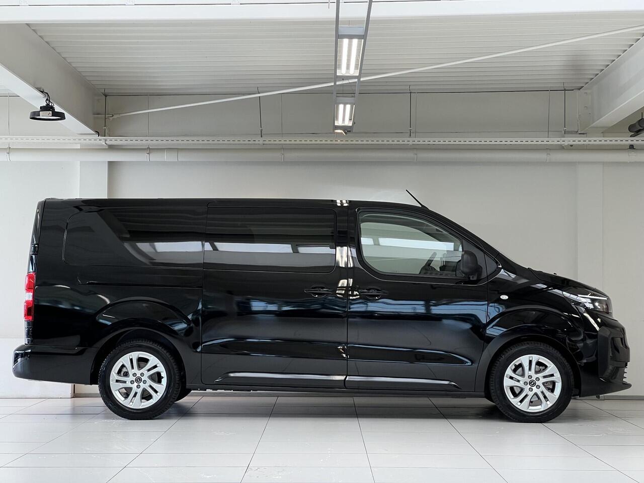 Opel VIVARO Electric 75 kWh | Dubbele cabine | 8 jaar garantie | Dynamic Comfort NAV pakket | Winterpakket | Exterieur Pakket | 2x schuifdeur | Lichtmetalen velgen | rijklaarprijs