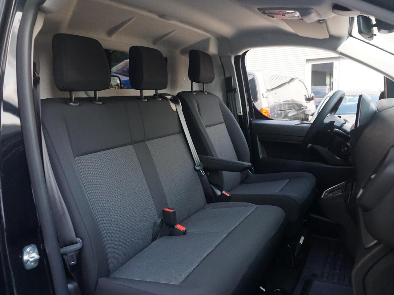 Opel VIVARO Electric L2 75 kWh | tot 8 jaar garantie | Apple Carplay | camera | parkeersensoren voor & achter | dodehoekwaarschuwing | Comfort tussenschot