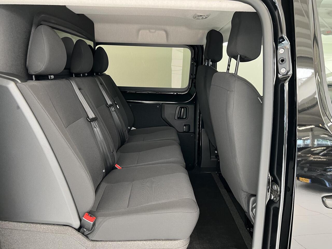 Opel VIVARO Electric 75 kWh | Dubbele cabine | 8 jaar garantie | Dynamic Comfort NAV pakket | Winterpakket | Exterieur Pakket | 2x schuifdeur | Lichtmetalen velgen | rijklaarprijs