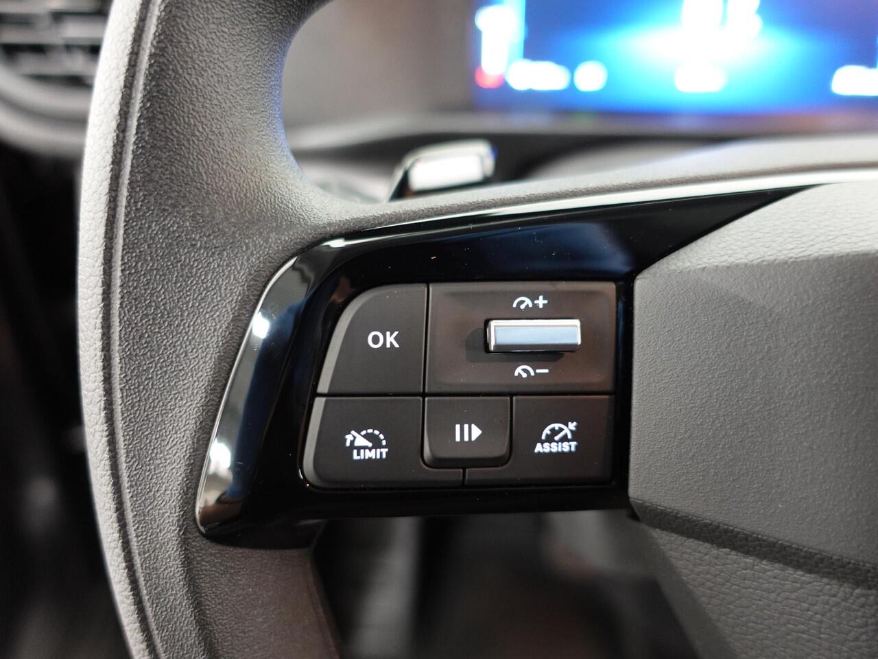 Opel VIVARO 2.0 BlueHDi 180 S&S L3 Automaat Apple Carplay / Android Auto imperiaal Parkeersensoren V+A Trekhaak Camera Navigatie Cruise Control LED koplampen houten afwerking laadruimte