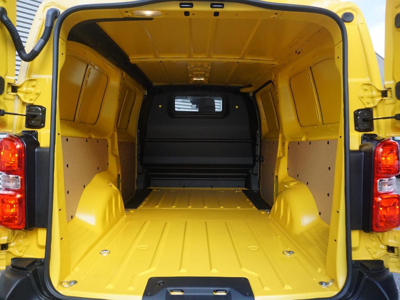 Opel VIVARO Electric L3 75 kWh | 0% rente | tot 8 jaar garantie | Apple Carplay | achteruitrijcamera | Comfort tussenschot | rijklaarprijs