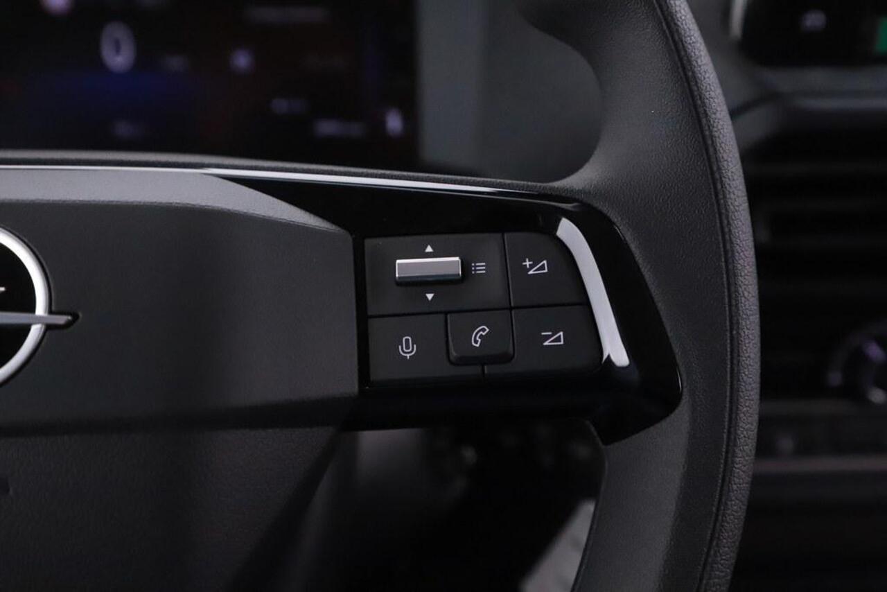 Opel VIVARO 2.0D 145pk L3 BPM VRIJ! Trekhaak/Camera/Carplay Dubbele Schuifdeur/Vloer en Wand betimmering BPM VRIJ!