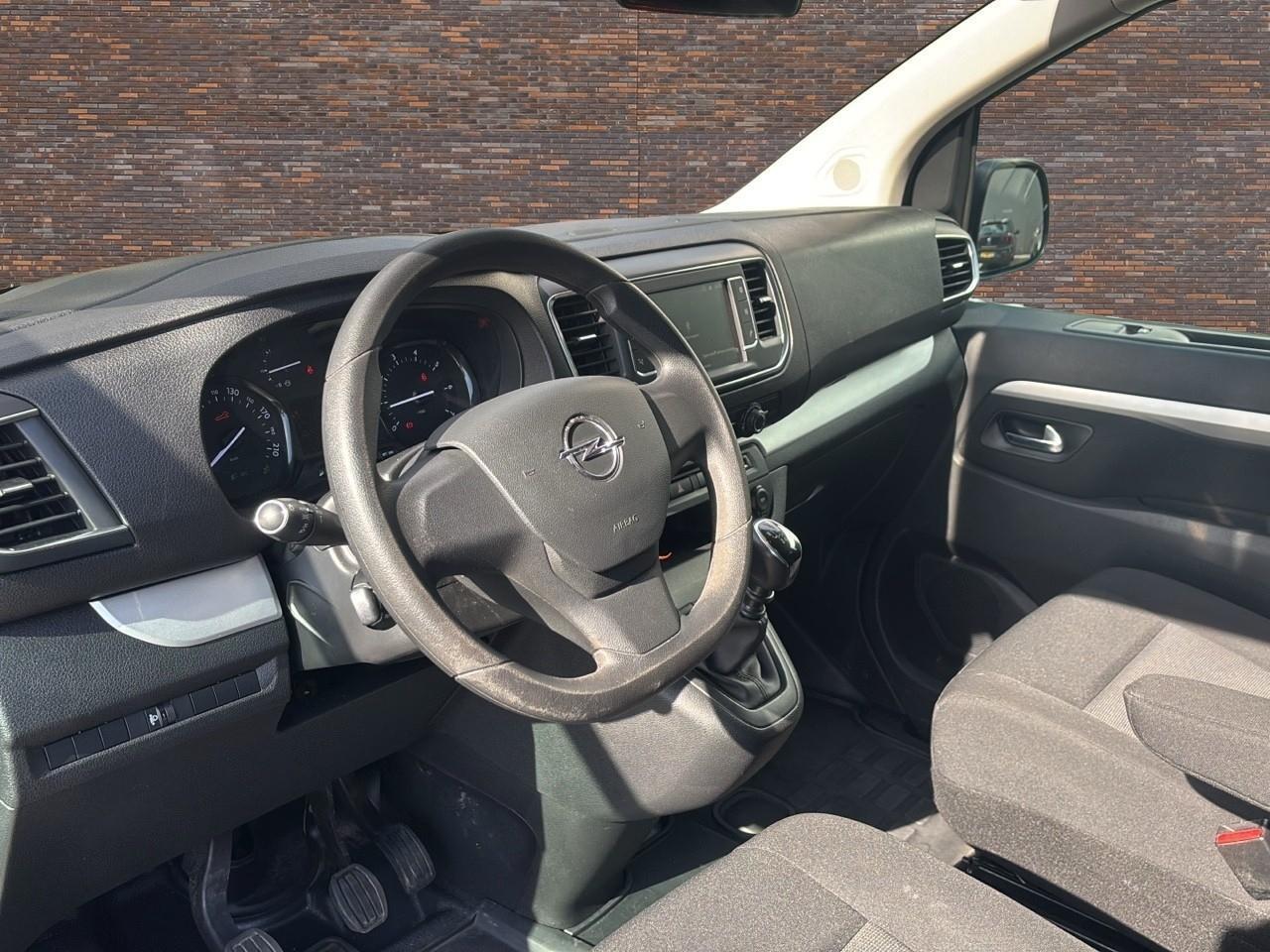 Opel VIVARO 2.0 CDTI L3H1 DC AIRCO NAVIGATIE TREKHAAK