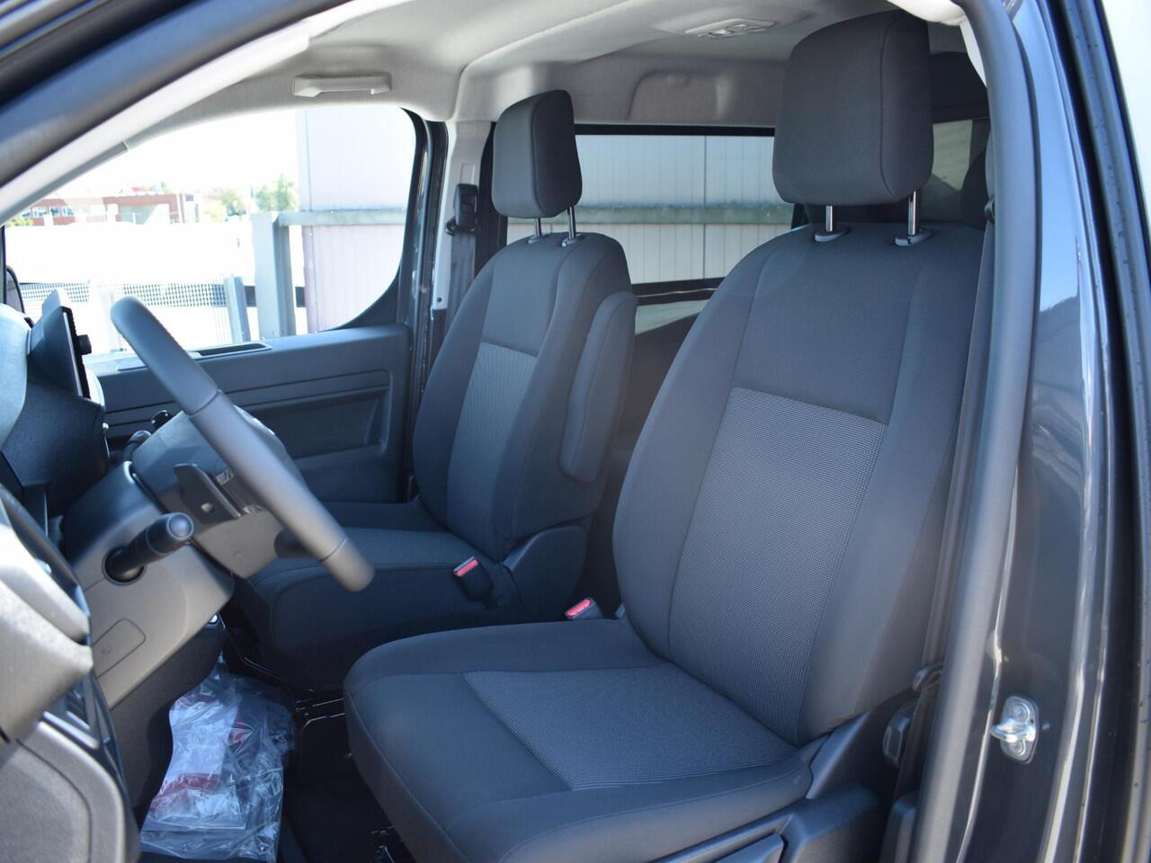 Opel VIVARO Electric 75 kWh Dubbele Cabine | 0% rente | 8 jaar garantie | 2x schuifdeur | Dynamic Comfort NAV Pakket | Comfort Pakket | Exterieur pakket | Winterpakket | Betimmering | LM velgen | Rijklaarprijs