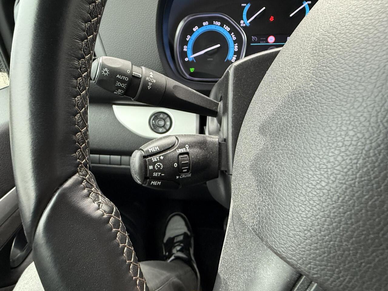 Opel ZAFIRA Life Electric L3 75 kWh VIP BUS Elekrisch 8 persoons banken uitneembaar UNIEKE AUTO