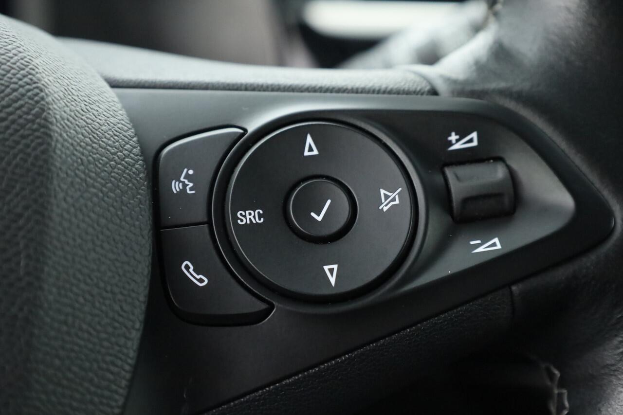 Opel e-Corsa Elegance 50 kWh | Camera | Apple CarPlay | All Seasons | PDC | clima