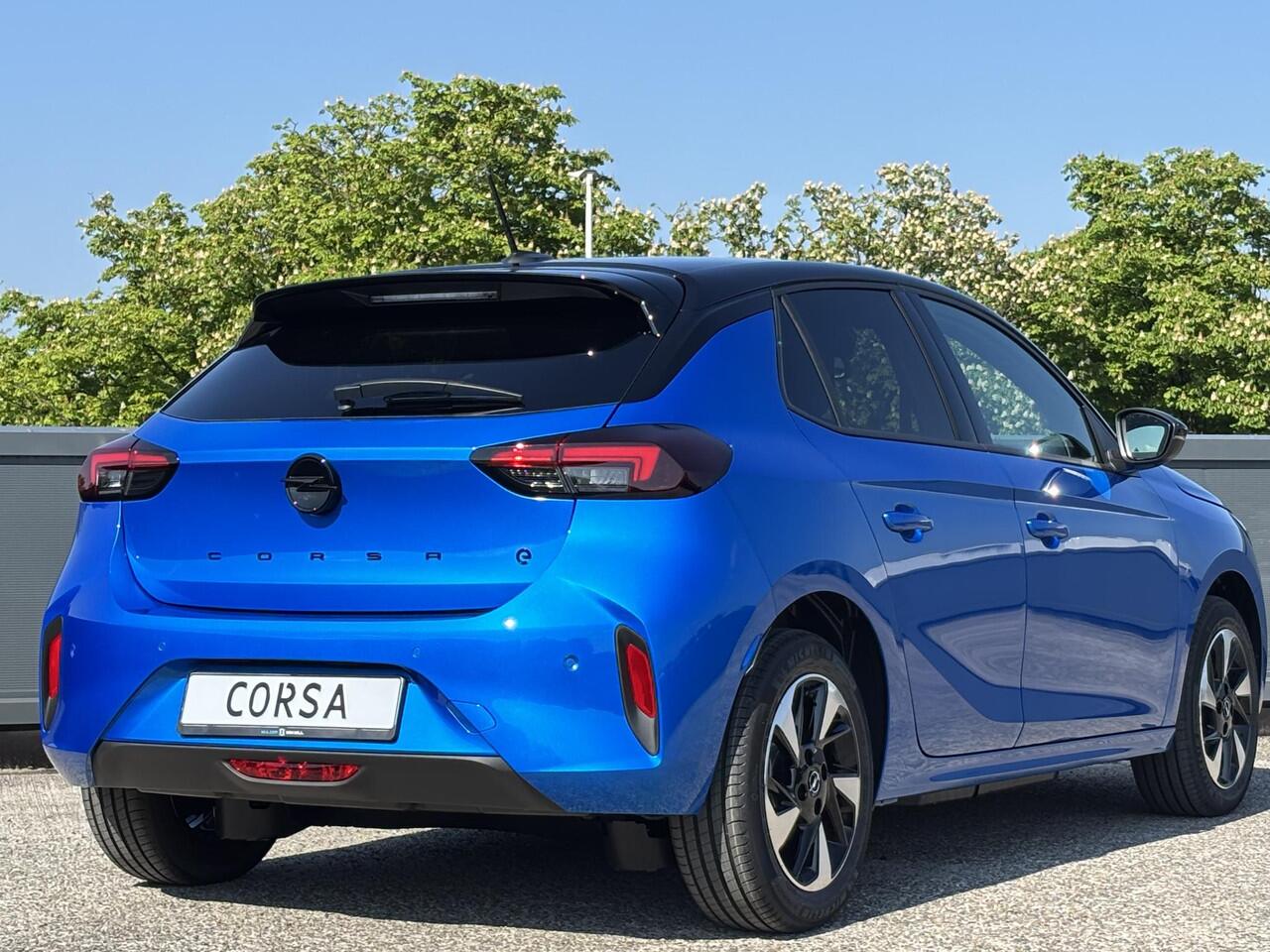 Opel e-Corsa Electric YES! LONG RANGE 51kWh 156pk | STOEL/STUURVERW. | PARKEERSENSOREN | APPLE CARPLAY / ANDROID AUTO |