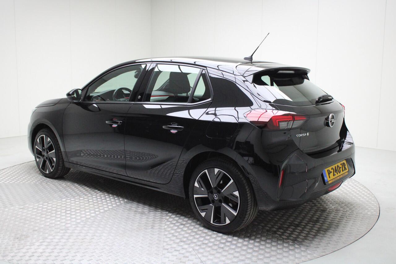 Opel e-Corsa Ultimate 50 kWh | Bluetooth / Carplay / Climate Control