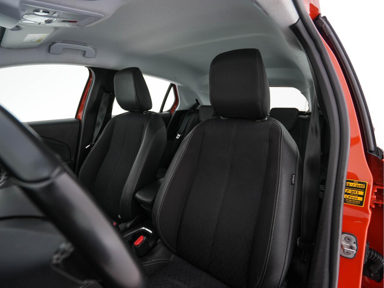 Opel e-Corsa Elegance 50 kWh [3-FASE] {SOH-90%} (INCL-BTW) Aut.*FULL-LED | DIGI-COCKPIT | LEATHER-MICROFIBRE | CARPLAY | CAMERA | ECC | KEYLESS | CRUISE | DAB | 16'' ALU*