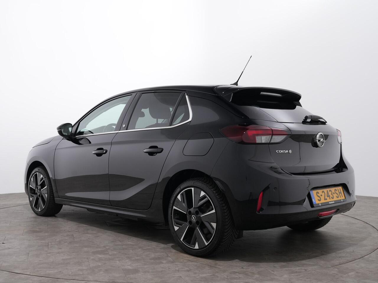 Opel e-Corsa LEVEL 3 50 KWH 3-FASE | Navi | Winterpakket | Clima | Privacy Glass