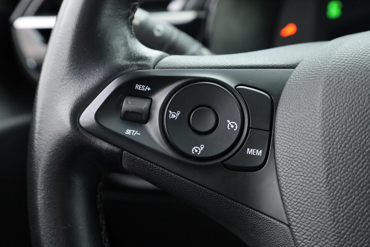 Opel e-Corsa Elegance 50 kWh | Camera | Apple CarPlay | All Seasons | PDC | clima