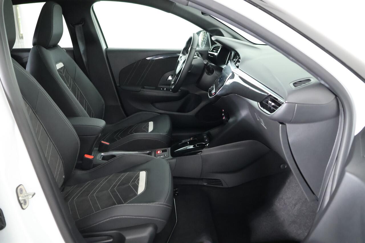 Opel e-Corsa GS 50 kWh / Panorama / Navi / CarPlay / Camera