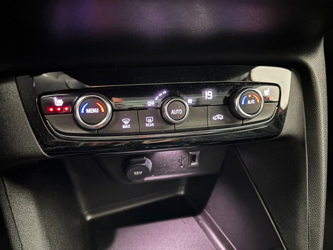 Opel e-Corsa Elegance 50 kWh | Full LED | Half LEDER | KEYLESS